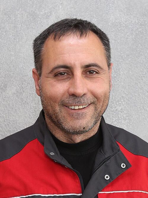 Nazif Kücükbicakci